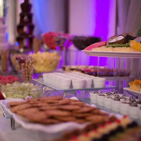 薇拉扎古酒店 住宿加早餐酒店 Okuniew