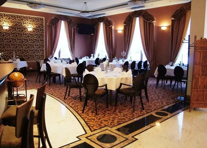 Zagórze Nocleg ze śniadaniem 4*