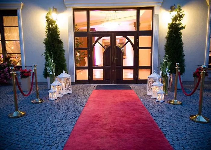 Zagórze Nocleg ze śniadaniem 4*